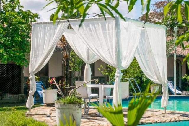 Madiro Hotel Nosy-Be Buitenkant foto